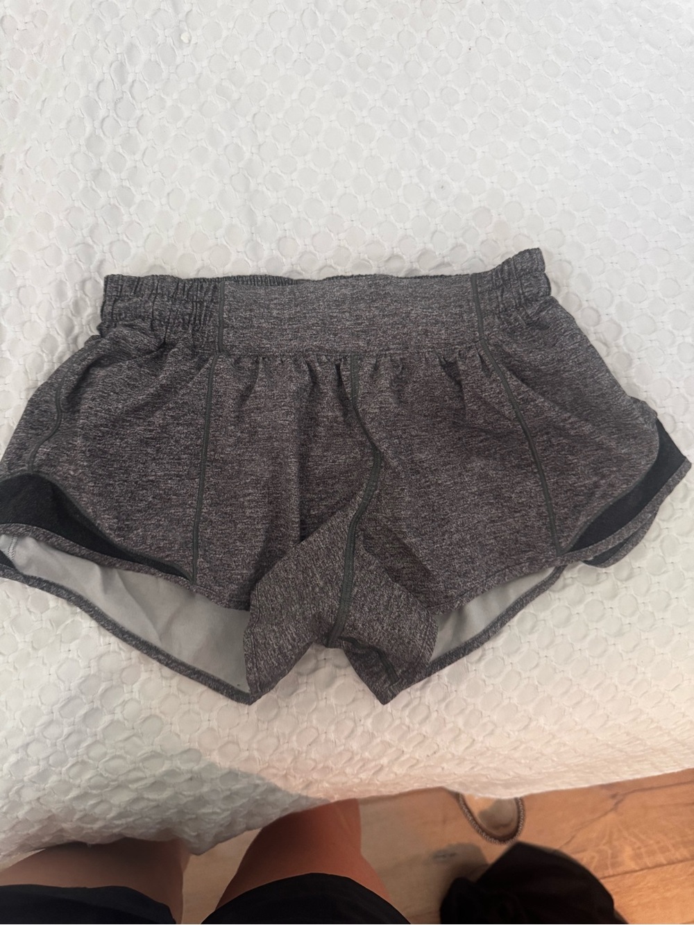 Lululemon Gray Hotty Hots